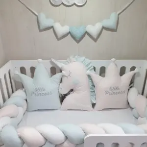 Бутиков обиколник Little Princess - Мента и бледо розово за бебешка кошара &ndash; ръчна изработка